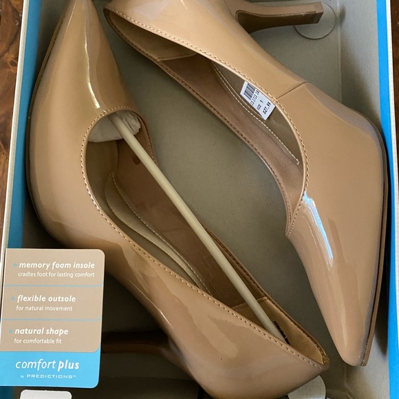 comfort plus by Predictions Shoes - Comfort Plus by Predictions Women's Beige Heels